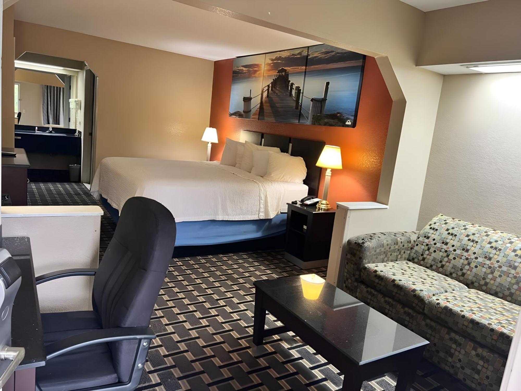 Days Inn & Suites By Wyndham Pine Bluff Dış mekan fotoğraf
