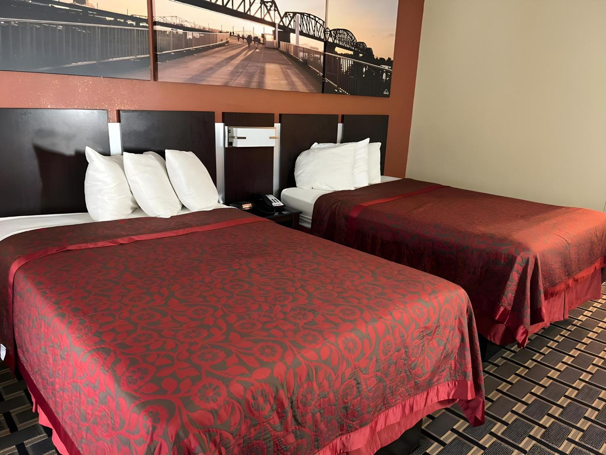 Days Inn & Suites By Wyndham Pine Bluff Dış mekan fotoğraf