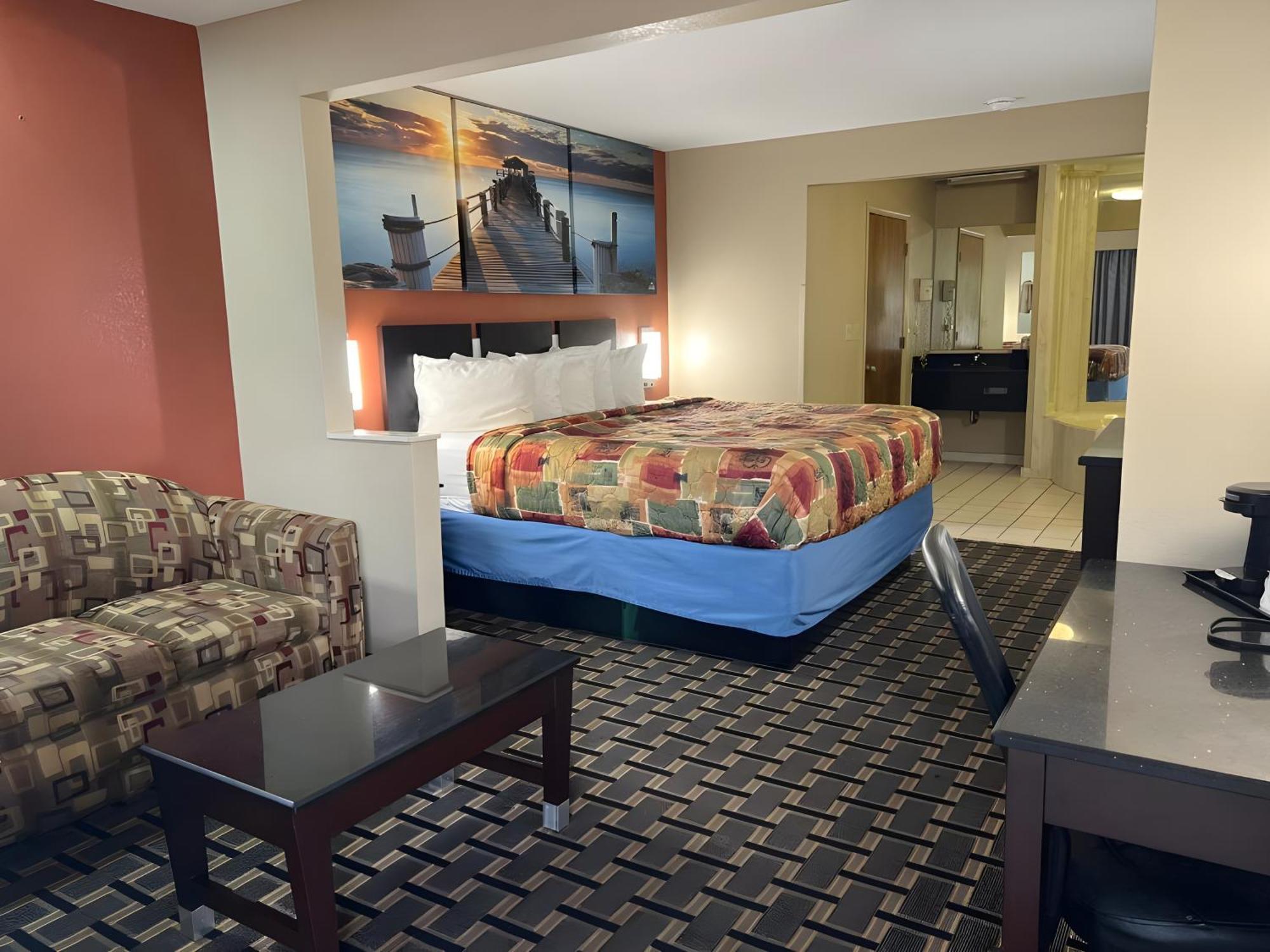 Days Inn & Suites By Wyndham Pine Bluff Dış mekan fotoğraf